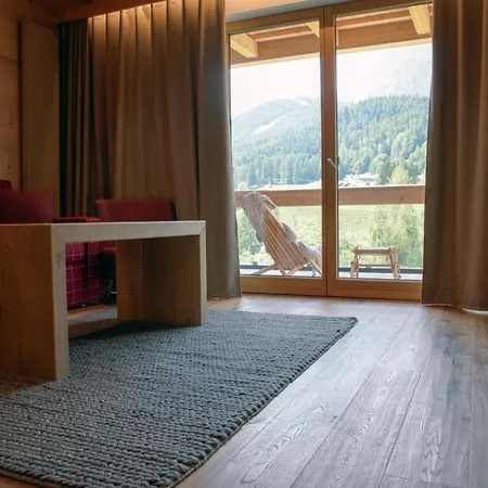 Dolomiti Alvera 3*