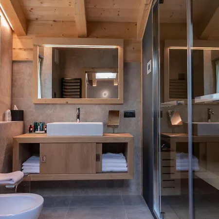 Dolomiti Alvera 3*