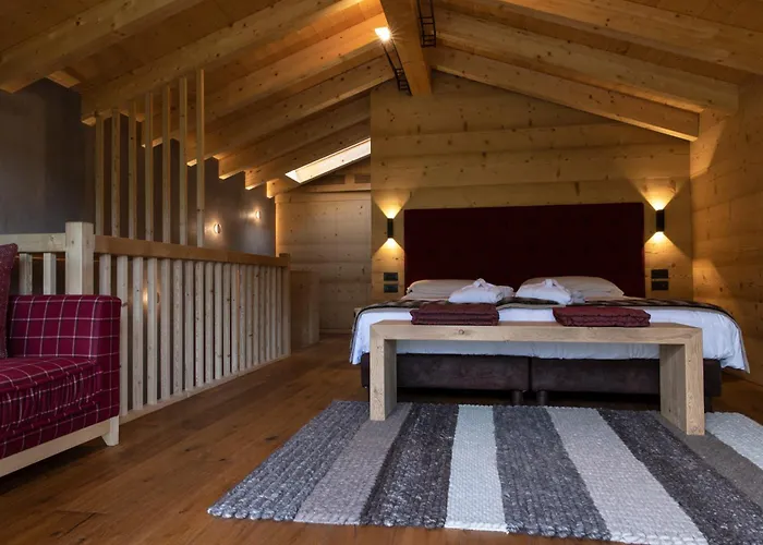 Szálloda Dolomiti Alvera 3*