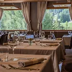 Dolomiti Alvera 3* 科尔蒂纳丹佩佐