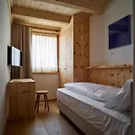 Dolomiti Alvera 科尔蒂纳丹佩佐