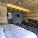 Dolomiti Alvera 科尔蒂纳丹佩佐