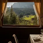 Dolomiti Alvera 酒店