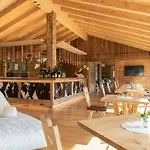 Dolomiti Alvera 科尔蒂纳丹佩佐