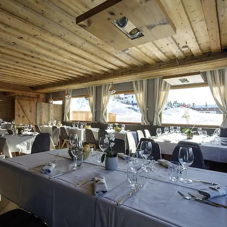 Dolomiti Alverà Hotel 3*