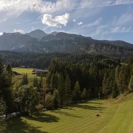 Dolomiti Alvera 3*