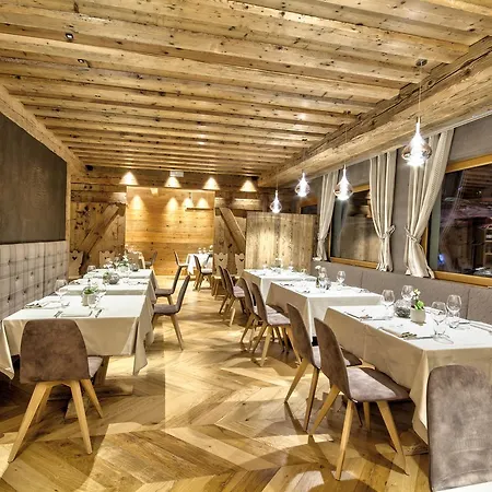 Dolomiti Alvera Hotel Cortina dʼAmpezzo
