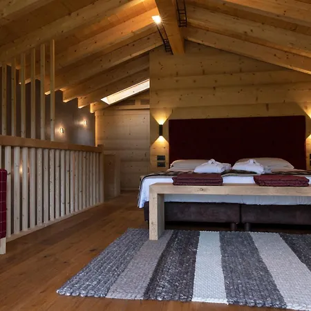 Hotel Dolomiti Alvera 3*